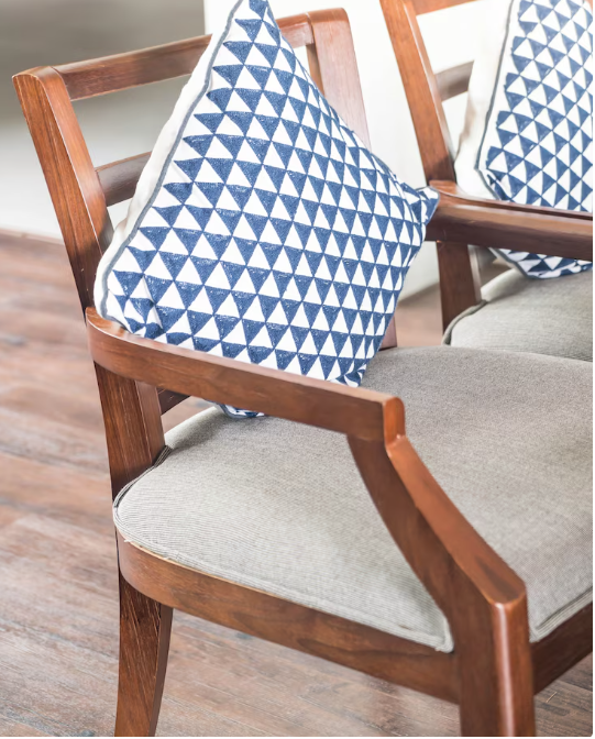 chaise restaurée avec son coussin